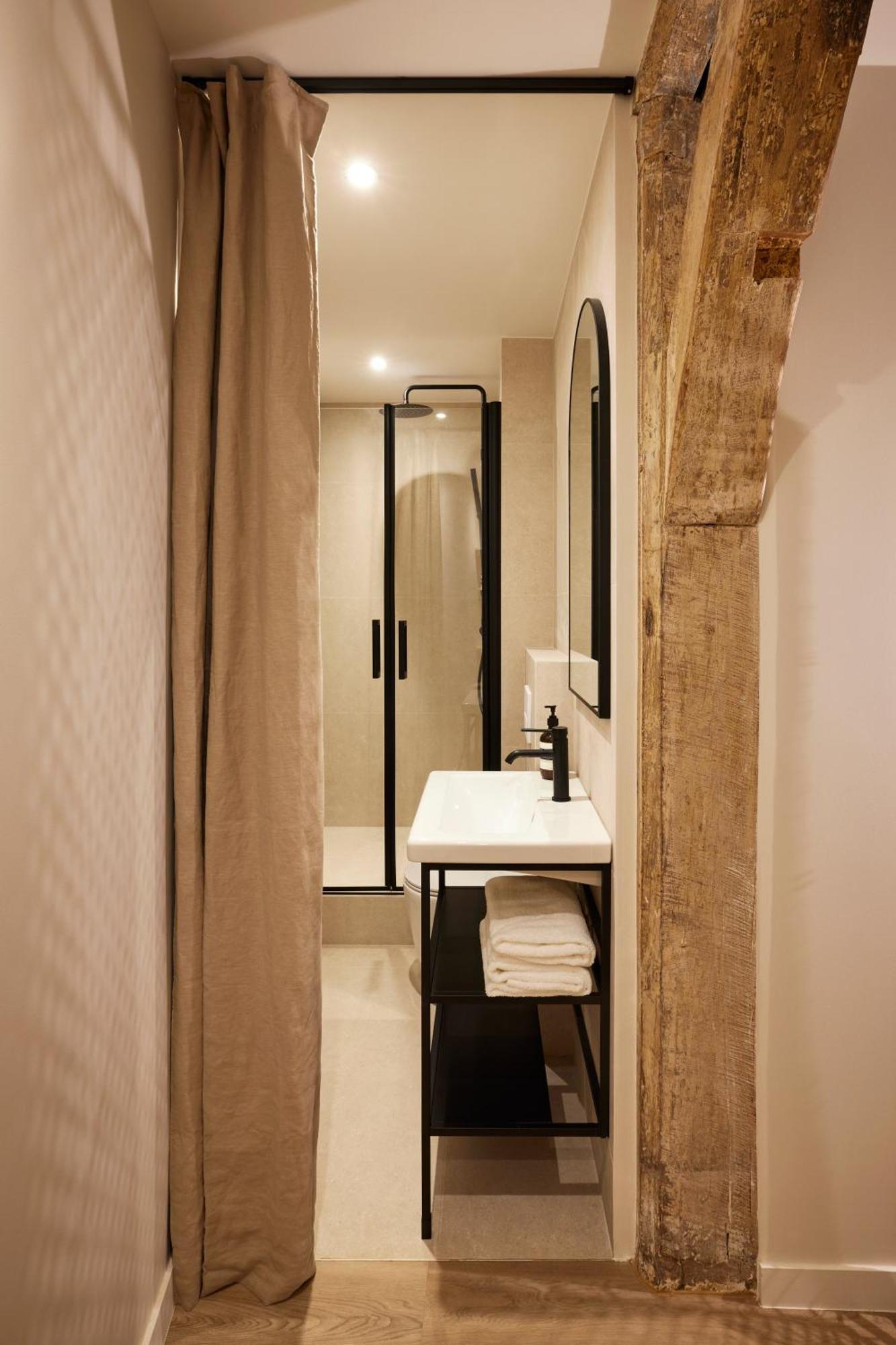Apartament Stylish 2Br & 2Ba With Private Terrace Paryż Zewnętrze zdjęcie